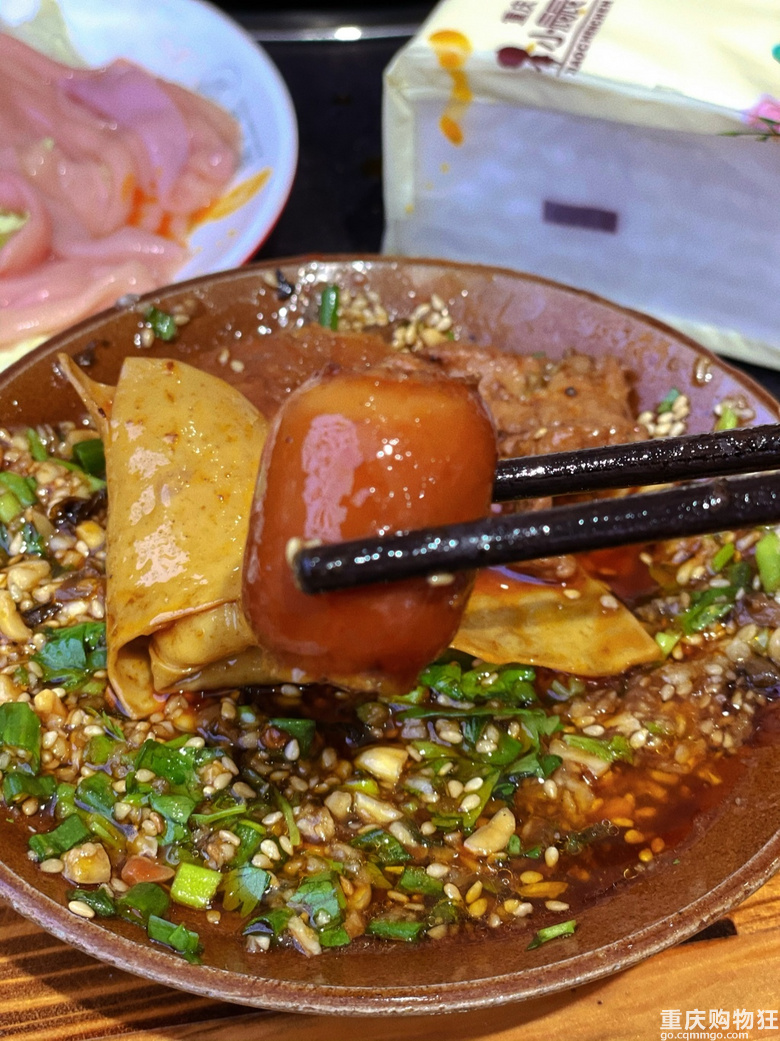 �l�Fһ�Ҳ������������ɫ�ϻ�偣�����ֱ���ö�˶��]���^�ѡ���