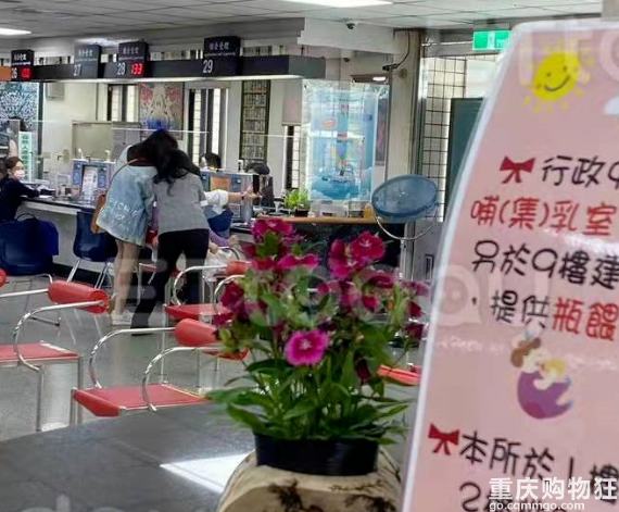芒果亲闺女陈乔恩闪婚，肚子大一圈，确认怀了？