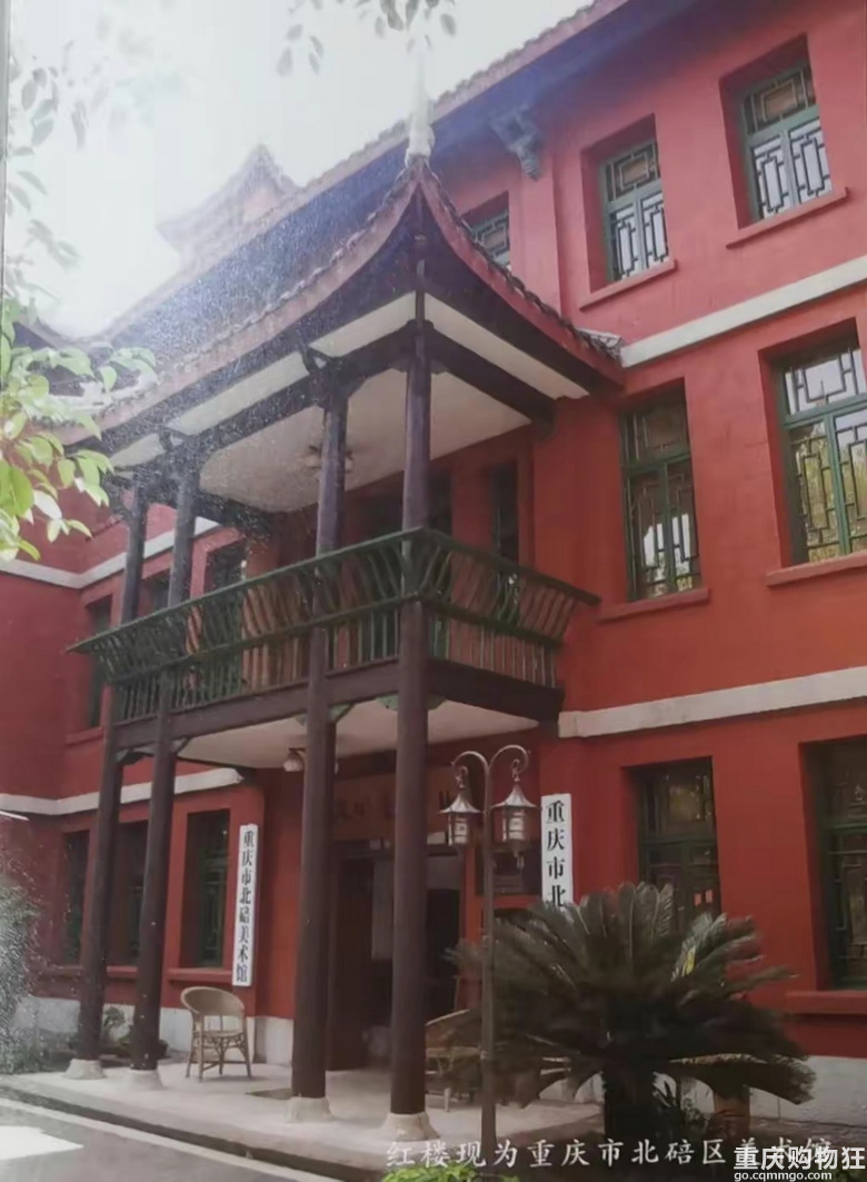 科学大道是重庆的高规格道路,沿线耍起来