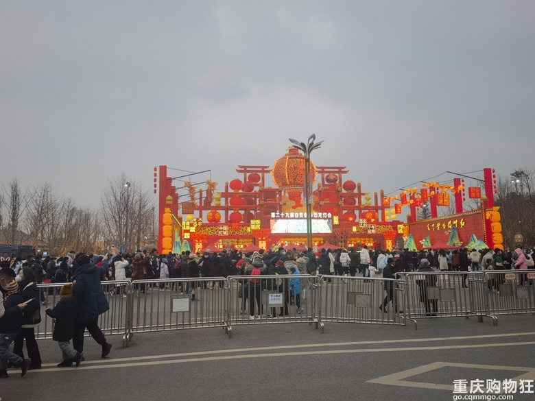 2023年游自贡灯会
