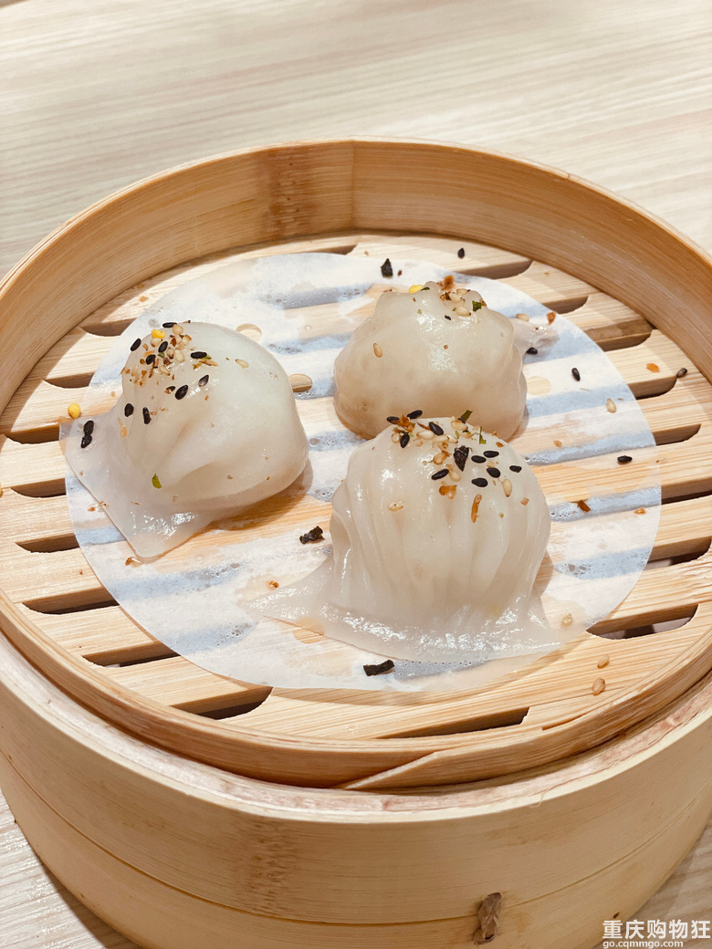 去吃了口碑两极化的蔡澜，折后人均100+，招牌是真的好吃