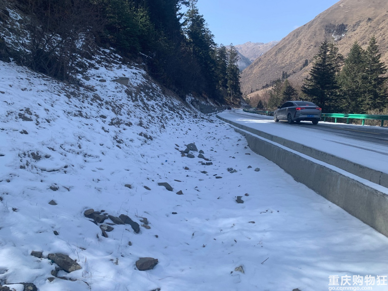 川西骑行之旅——邛崃至丹巴,感受冰雪路面的骑行