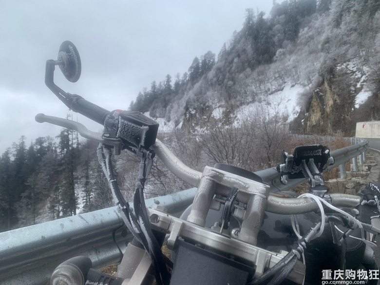川西骑行之旅——邛崃至丹巴,感受冰雪路面的骑行
