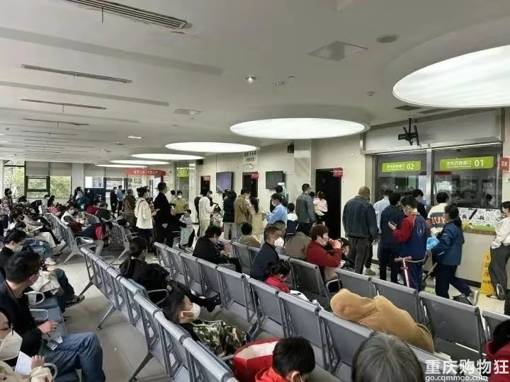 杭州9岁男孩感染甲流急送ICU，肺部已大片变白