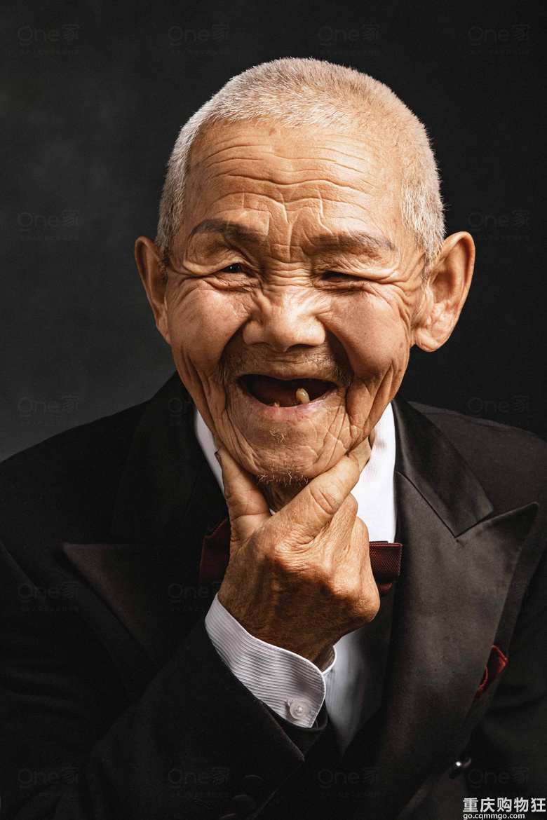 带家里老人去拍的第一次“写真”看到照片真的热泪盈眶！