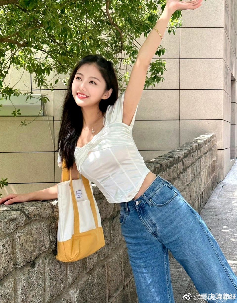 张翰和亚洲小姐高文君恋爱了，相差14岁，高文君曾是恋综女嘉宾