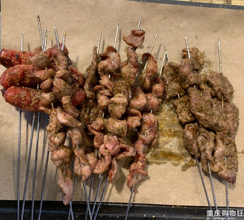 西北烧烤配淄博小饼，吃得满足