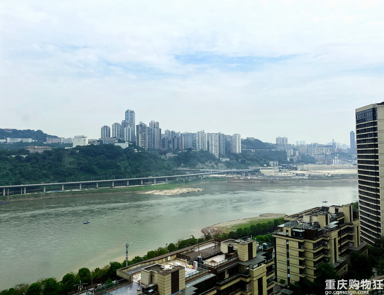 35w装100平轻奢风的全江景房，性价比算高了吧？