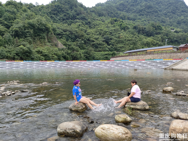 开车1个半小时为了刷水
