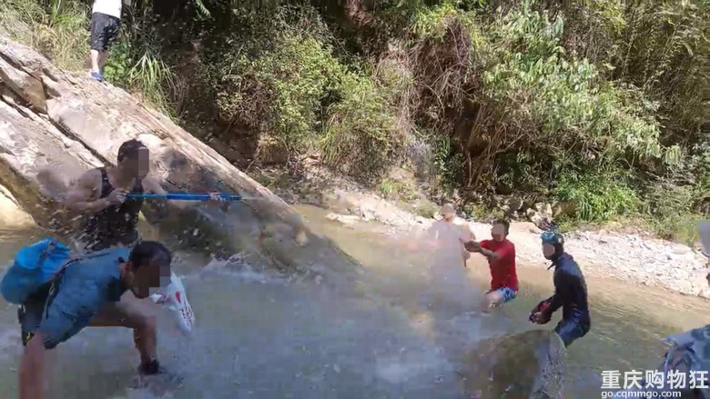 野人湾溯溪耍水