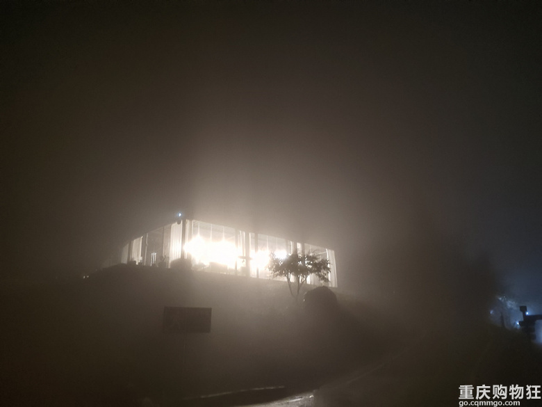 假期去山里呼吸新鲜空气
