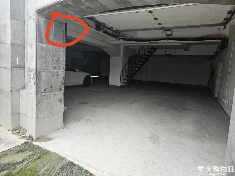 狗主人亲属回应2岁女童被咬伤：大门没关好两只狗偷跑出门