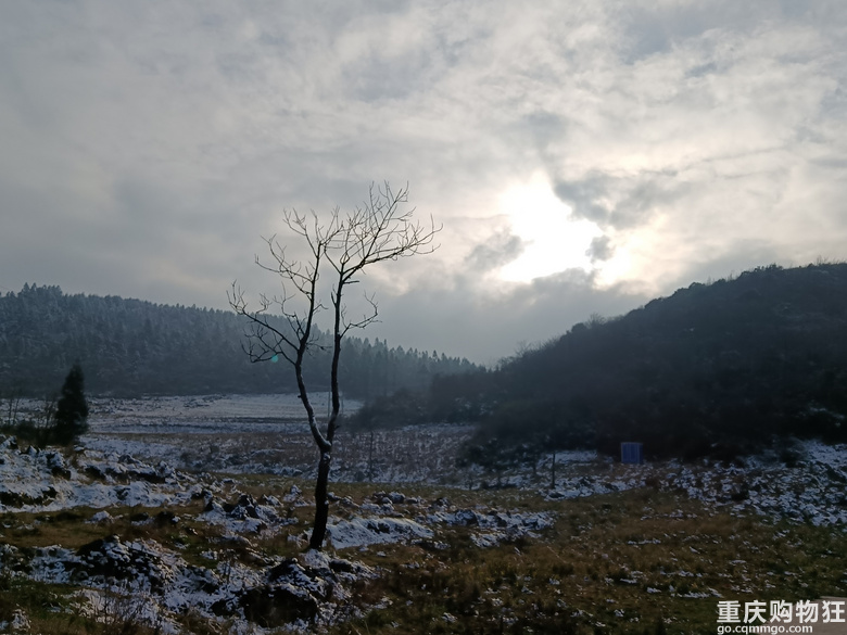 涪陵七鹿坪徒步赏雪-武陵山下