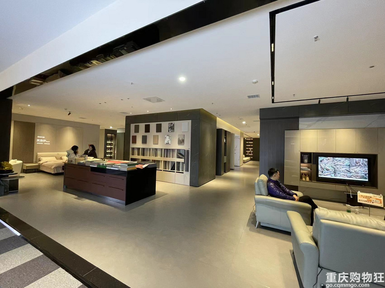 【小编探店】工厂直营拥有超大性价比定制展厅：我爱家/志邦