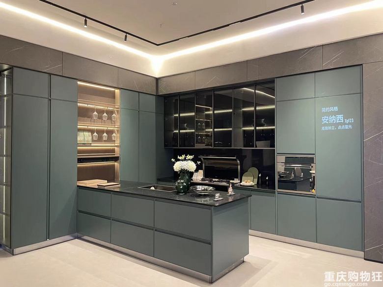 【小编探店】工厂直营拥有超大性价比定制展厅：我爱家/志邦