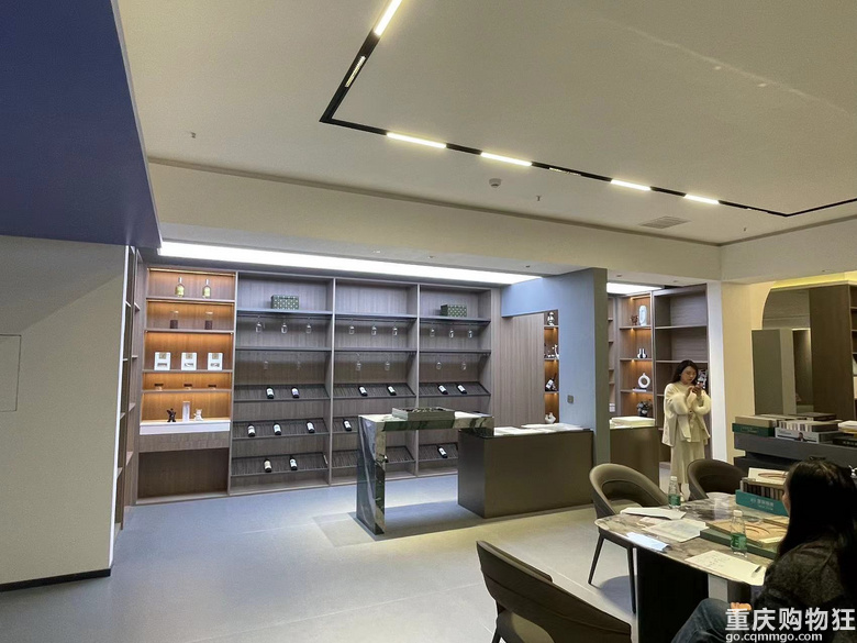 【小编探店】工厂直营拥有超大性价比定制展厅：我爱家/志邦