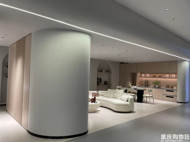 【小编探店】工厂直营拥有超大性价比定制展厅：我爱家/志邦