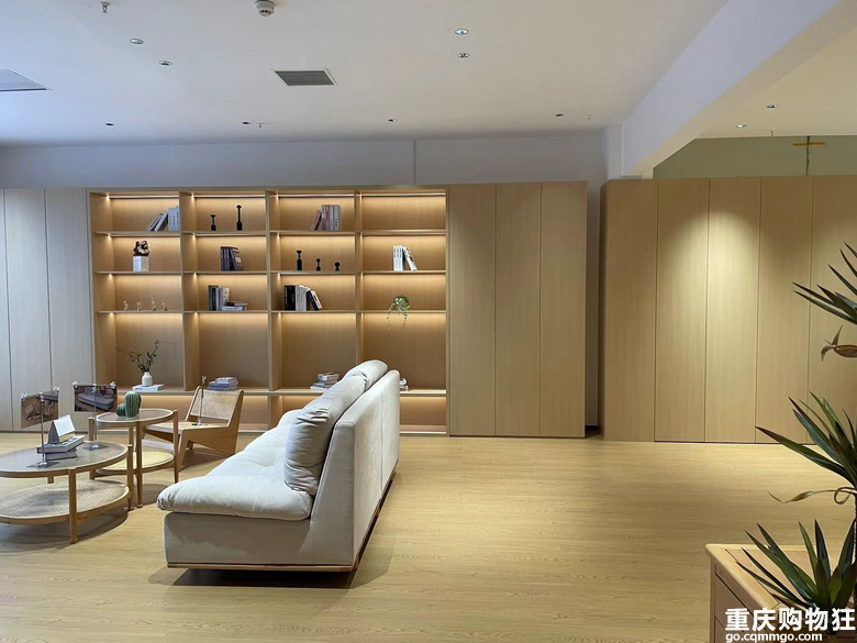 【小编探店】工厂直营拥有超大性价比定制展厅：我爱家/志邦