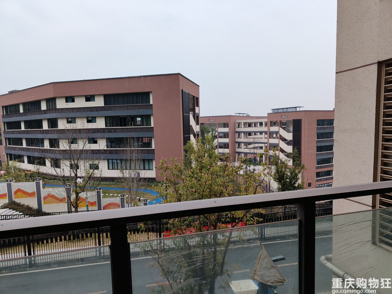 礼嘉龙湖，两江新宸森屿（含产权大露台）诚意出售