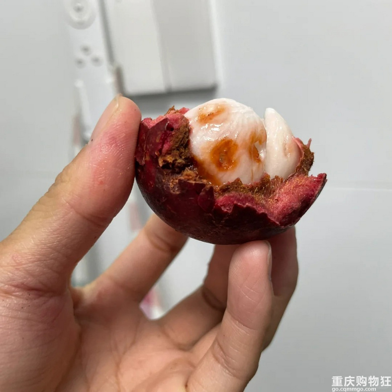 猫咪喜欢吃山竹吗？？