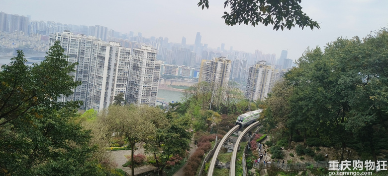 徒步半山崖线，感觉很需要一个讲解