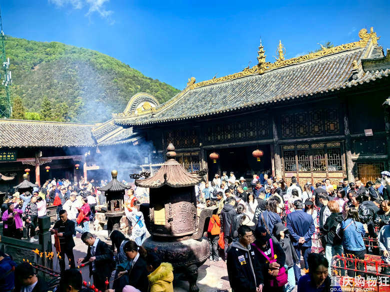 登冕宁灵山寺祈福