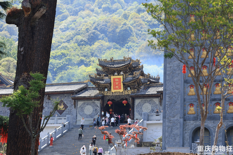 登冕宁灵山寺祈福