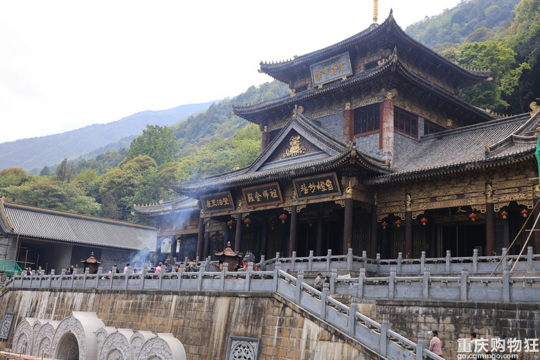 登冕宁灵山寺祈福