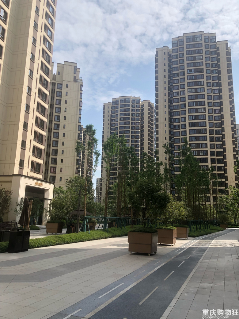 南乔峰北慕容、北恒大，南电建，探盘巴南电建洺悦府