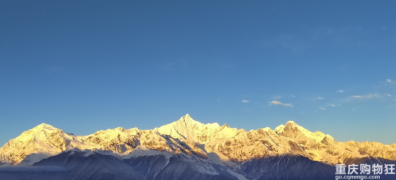 听说看到日照金山会幸运一整年，所以果断去了梅里雪山