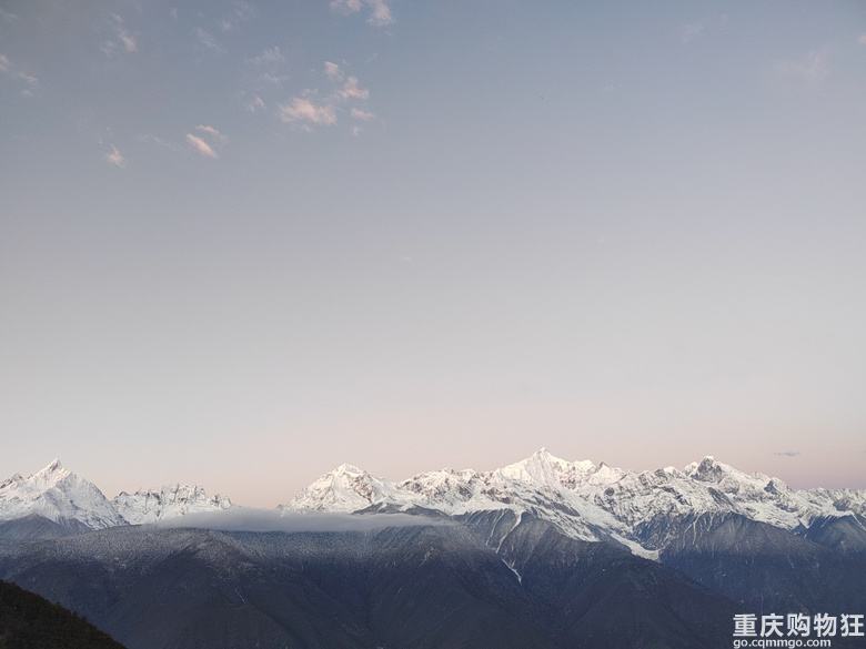 听说看到日照金山会幸运一整年，所以果断去了梅里雪山