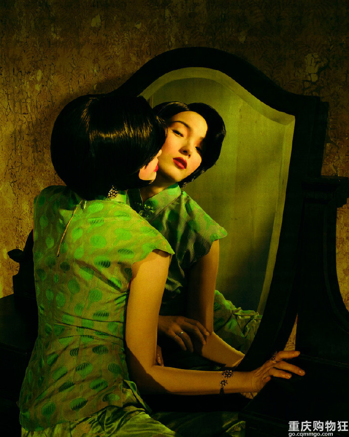 雎晓雯｜《VOGUE》新加坡版六月刊