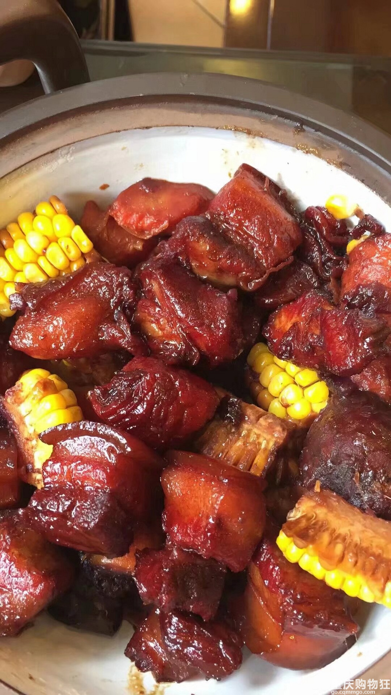 今日份家庭美食饭后甜点，红烧肉和牛腩肉丝是专门为小朋友准备