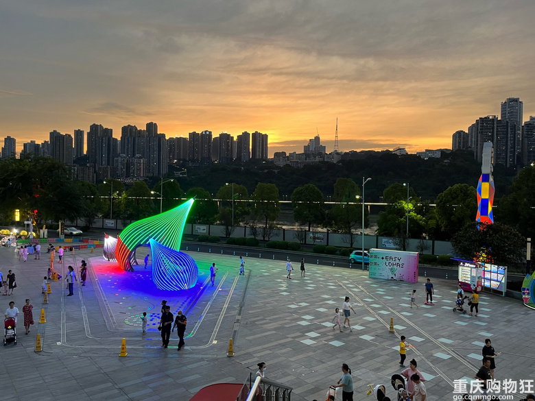 南滨路融侨半岛看江精装房近铜元局轻轨站