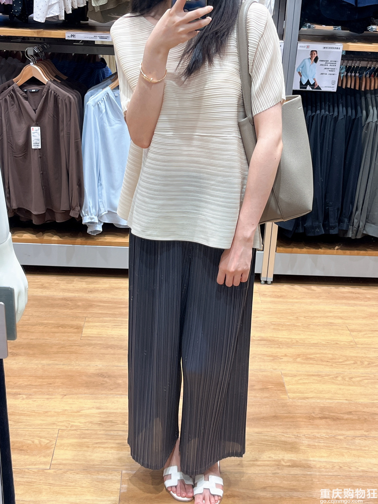 主业外企翻译副业外贸服装店主90后女生打工人通勤OOTD