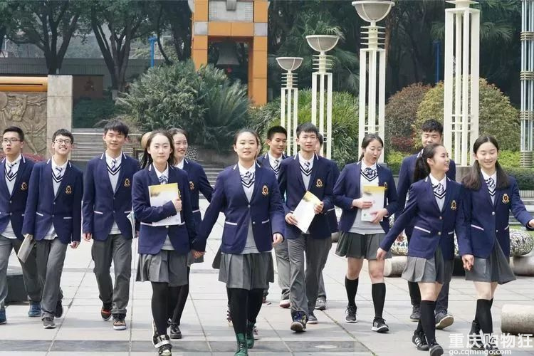 颜值爆表！重庆39所中小学校服图鉴，这件火到好多人都在求同款！