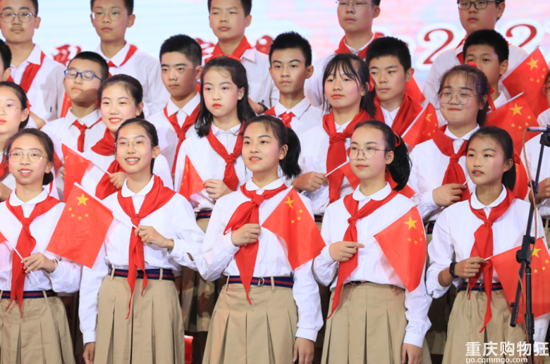 颜值爆表！重庆39所中小学校服图鉴，这件火到好多人都在求同款！