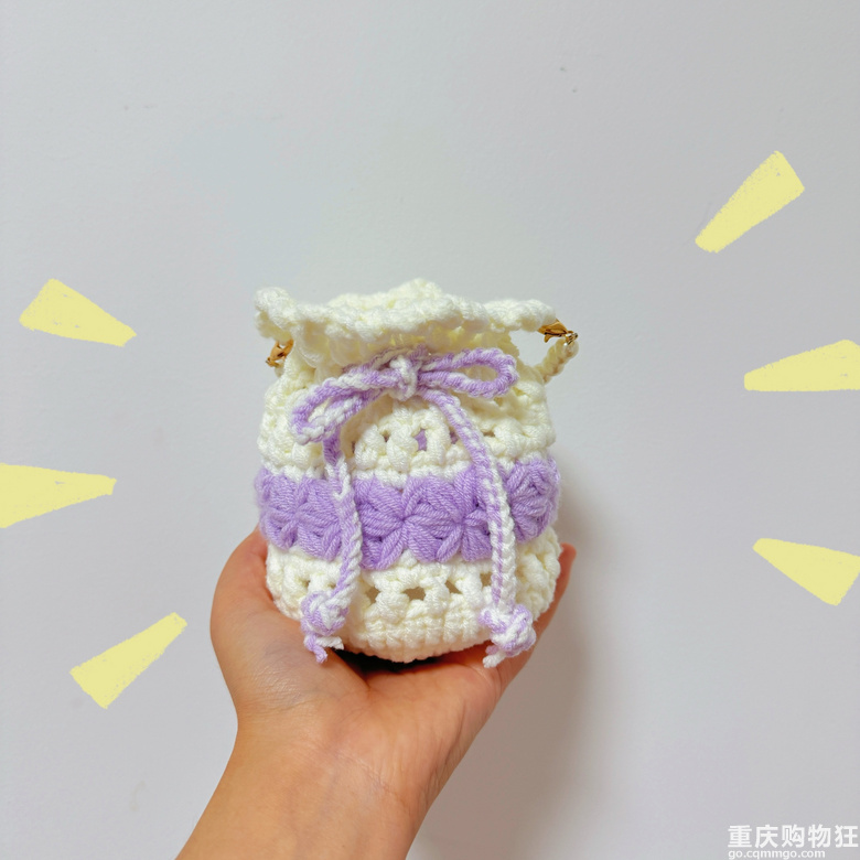 编织了一个好看的包包哟