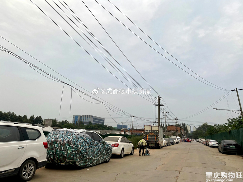 网友留言：成都地王周边现状