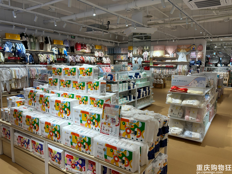 童泰又开新店了！管管带你一起去打探一下，黄泥磅工厂店