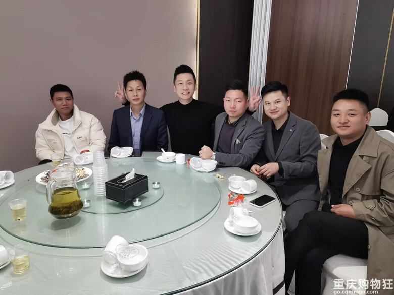 刘斌38离婚无孩相亲付照找个巴南的