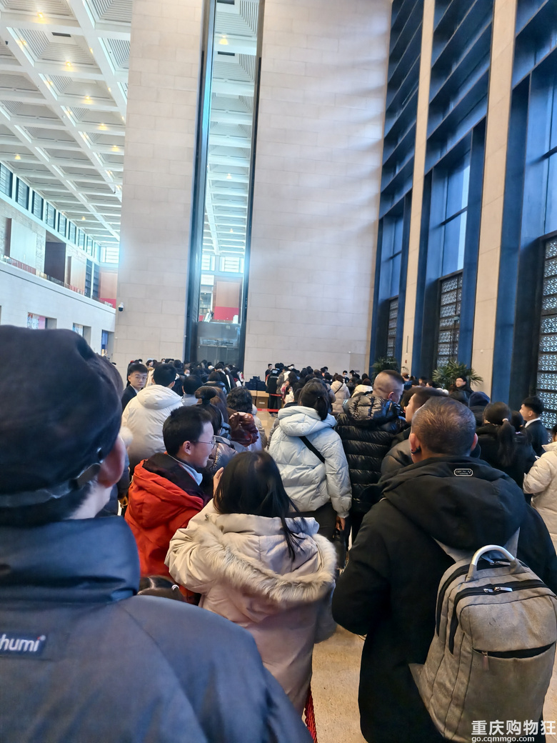 毫不夸张！走哭、站哭...就是为了买国博冰箱贴