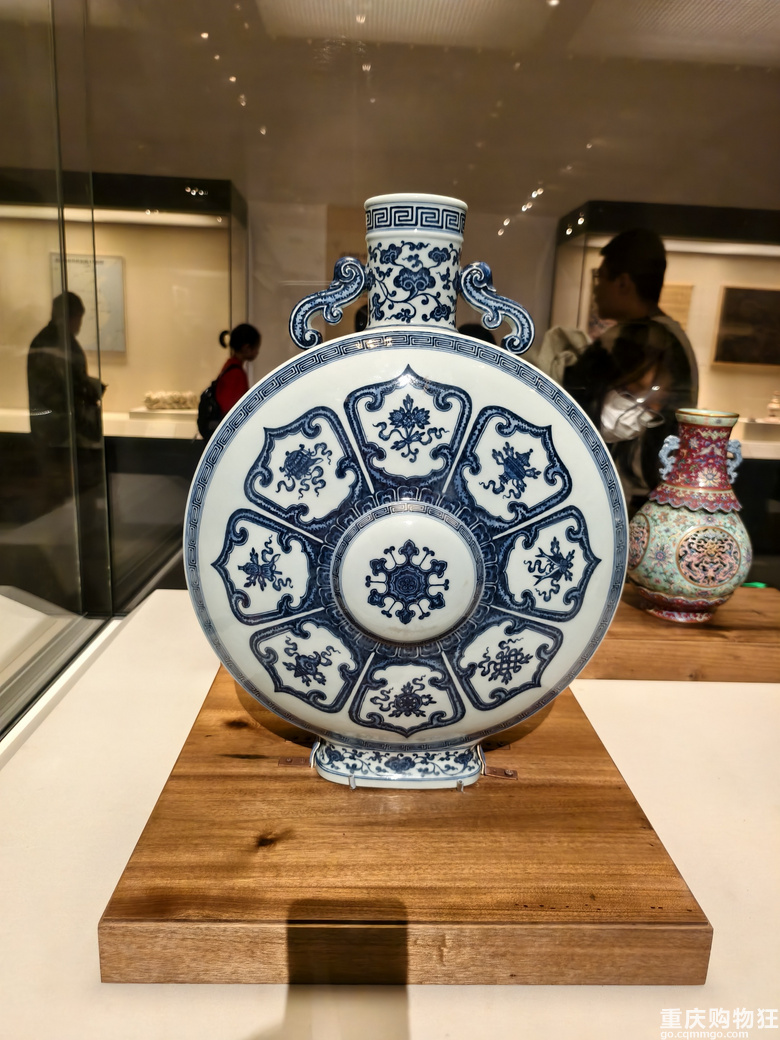 毫不夸张！走哭、站哭...就是为了买国博冰箱贴