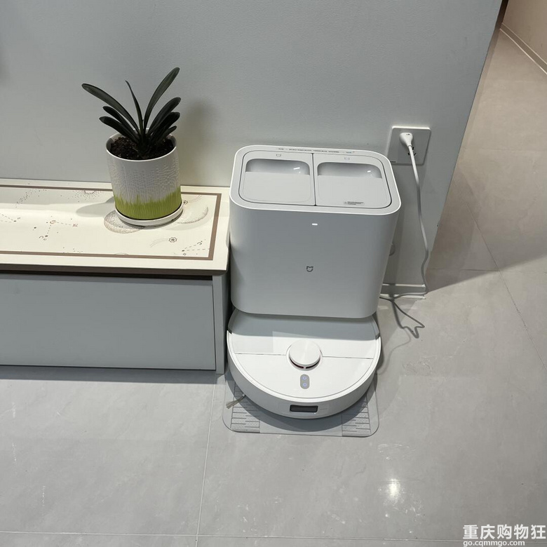 看中性价比！买了小米的扫地机器人h40，个人感觉挺好用的