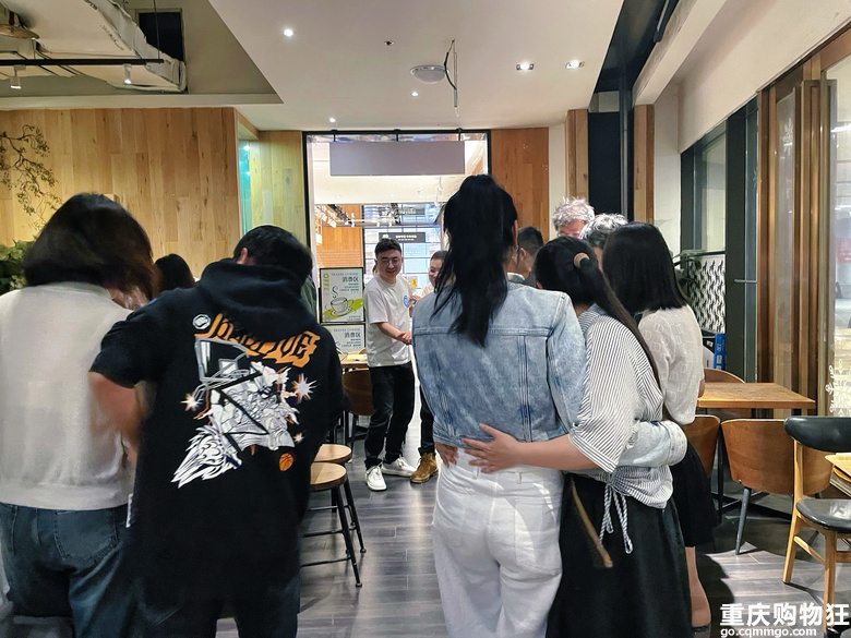本周四的90后专场目前男士已满，目前仅接受女嘉宾报名啦