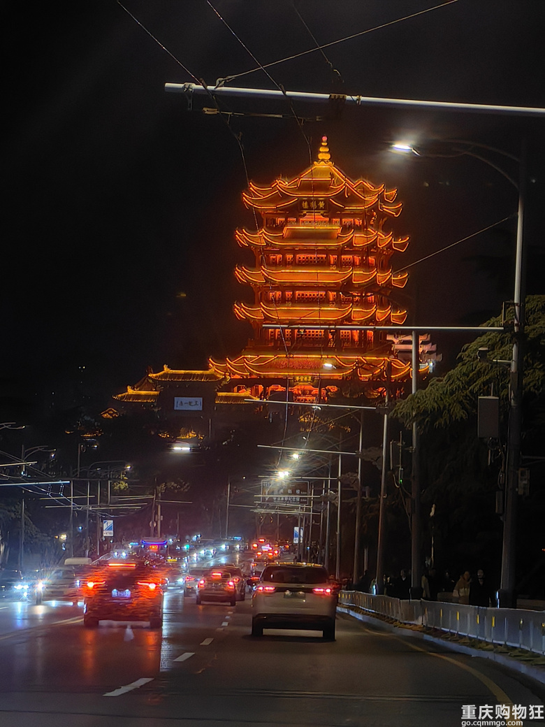 周末两天武汉特种兵，赏樱花、逛省博、游武大，相当完美