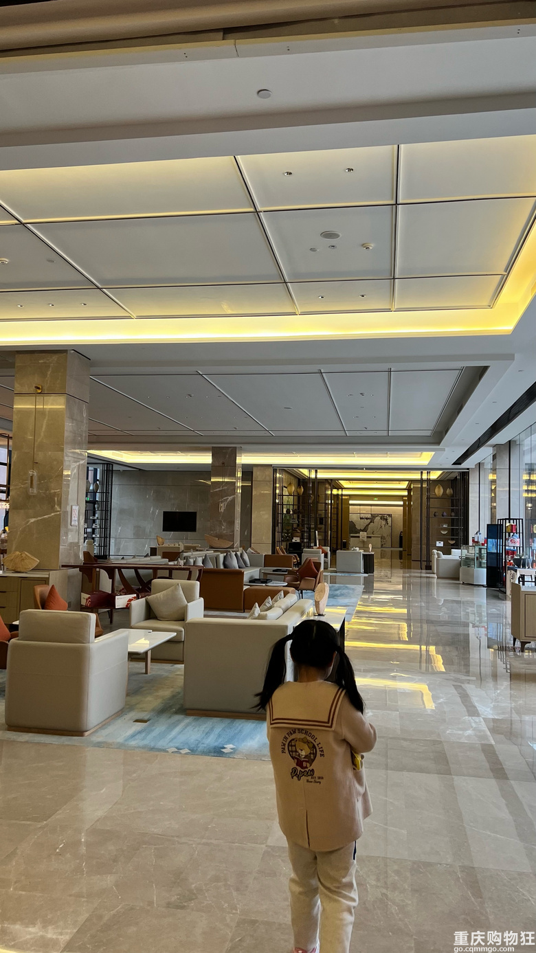 建国酒店不错就是早餐打仗一样