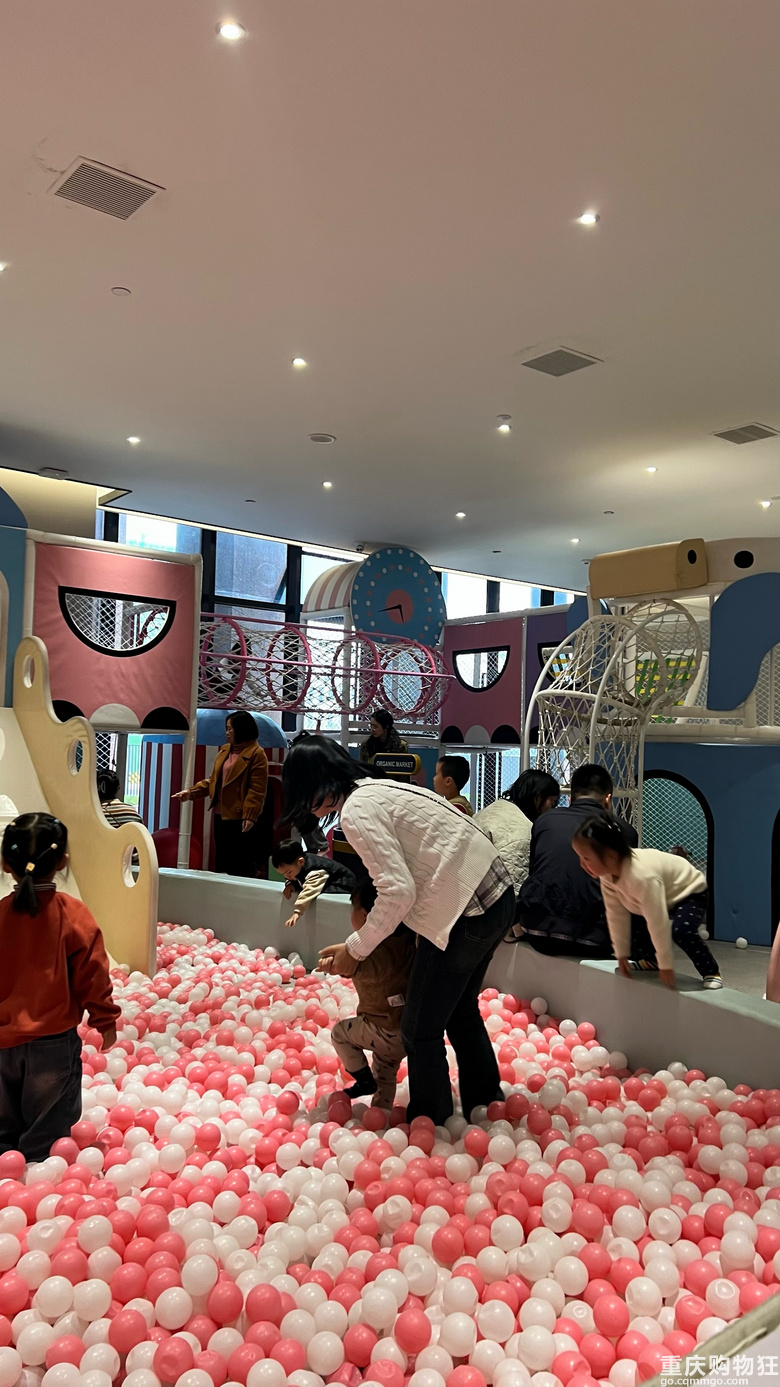 建国酒店不错就是早餐打仗一样