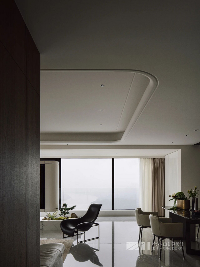 ʮ&ȫ | 꽭  ʸдլʱ