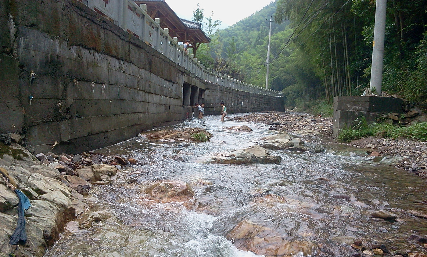 虹赤外婆家,未被开发的山沟沟,风景相当好-我拍我秀-行行摄摄-富阳